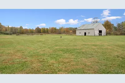 21602 Woodville Road, Perry Township, OH 45107 - Photo 9