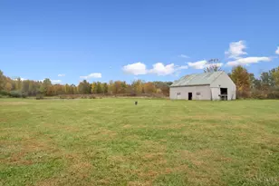 21602 Woodville Rd, Perry Township, OH 45107 - Photo 9