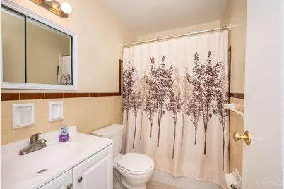 8444 Flamingo Lane, Colerain Township, OH 45239 - Photo 21