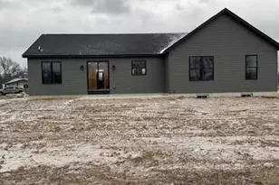 2259 McKinley Farms Ln, Monroe Township, OH 45157 - Photo 3