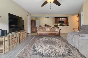 4210 Endeavor Dr, Colerain Township, OH 45252 - Photo 9