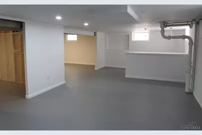 4001 Westwood Northern Avenue, Green Township, OH 45211 - Photo 11