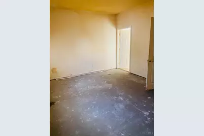 6310 Vine Street, Elmwood Place, OH 45216 - Photo 5