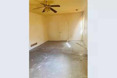 6310 Vine Street, Elmwood Place, OH 45216 - Photo 7