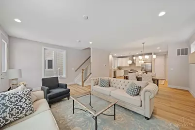 3121 Hackberry Street, Cincinnati, OH 45207 - Photo 9