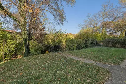 1212 Bates Avenue, Cincinnati, OH 45225 - Photo 41