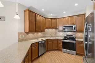 8016 Acorn Trail, Hamilton Township, OH 45039 - Photo 17