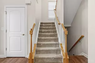 8016 Acorn Trail, Hamilton Township, OH 45039 - Photo 25