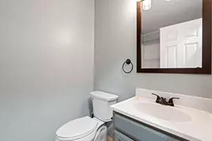 558 Brooke Blvd, Wilmington, OH 45177 - Photo 7