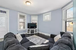 4726 Castle Pl, Cincinnati, OH 45227 - Photo 5