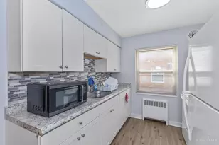 6914 Montgomery Rd, Silverton, OH 45236 - Photo 5