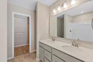 4027 Silverstone Ln, Union Township, OH 45103 - Photo 15