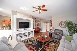 921 Heritage Green Dr, Monroe, OH 45050 - Photo 21