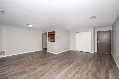 7240 Creekview Drive #7, Colerain Township, OH 45247 - Photo 3