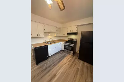 581 Bessinger Drive, Forest Park, OH 45240 - Photo 7