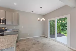 1591 Summerview Ln, Miami Township, OH 45150 - Photo 9