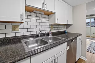 305 Bainbridge Ct, Mason, OH 45040 - Photo 3