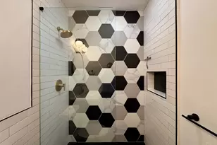 412 Liberty Hl, Cincinnati, OH 45202 - Photo 31