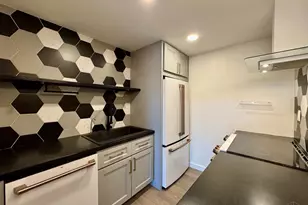 412 Liberty Hl, Cincinnati, OH 45202 - Photo 17