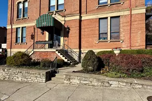 412 Liberty Hl, Cincinnati, OH 45202 - Photo 3