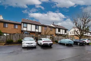 9528 Haddington Ct, Colerain Township, OH 45251 - Photo 5