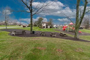 9528 Haddington Ct, Colerain Township, OH 45251 - Photo 19