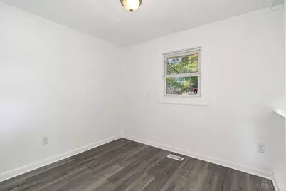 9500 Ridgemoor Avenue, Colerain Township, OH 45231 - Photo 13