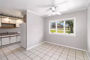 9500 Ridgemoor Ave, Colerain Township, OH 45231 - Photo 7