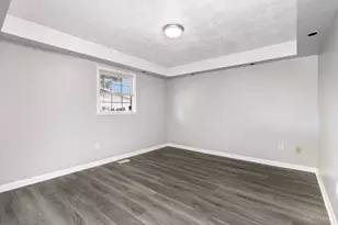 9500 Ridgemoor Ave, Colerain Township, OH 45231 - Photo 11