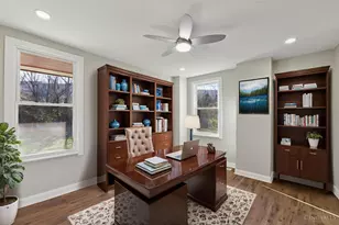 8081 Woodbine Ave, Cincinnati, OH 45216 - Photo 9