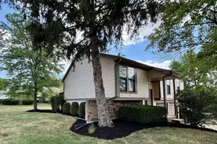 5299 Fieldstone Ct, West Chester, OH 45069 - Photo 3