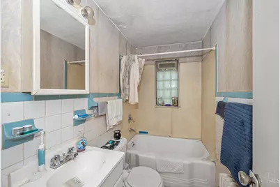 18 Gahl Terrace, Reading, OH 45215 - Photo 7