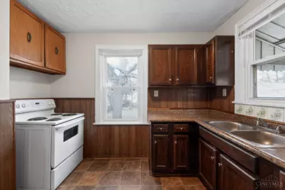 1806 Sterling Avenue, Cincinnati, OH 45239 - Photo 13