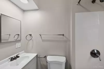 1806 Sterling Avenue, Cincinnati, OH 45239 - Photo 17
