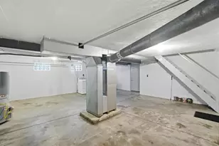 6145 Sunridge Dr, Cincinnati, OH 45224 - Photo 41