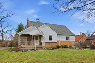 6145 Sunridge Dr, Cincinnati, OH 45224 - Photo 3