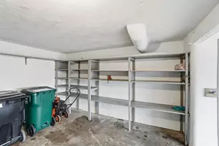 6145 Sunridge Dr, Cincinnati, OH 45224 - Photo 45