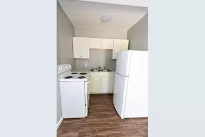 329 W South Street #2, Bethel, OH 45106 - Photo 3