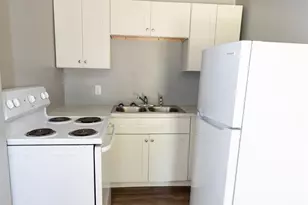 329 W South St, Bethel, OH 45106 - Photo 3