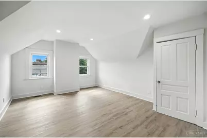 871 Hutchins Avenue, Cincinnati, OH 45229 - Photo 49