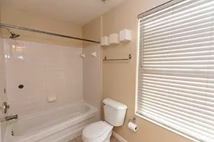 9563 Deer Track Rd, West Chester, OH 45069 - Photo 17