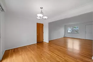 9470 Wynnecrest Dr, Blue Ash, OH 45242 - Photo 11