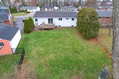 9470 Wynnecrest Drive, Blue Ash, OH 45242 - Photo 3