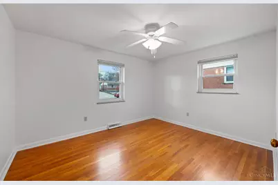 9470 Wynnecrest Drive, Blue Ash, OH 45242 - Photo 19