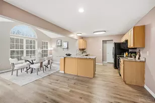 5521 Appaloosa Cir, Hamilton Township, OH 45152 - Photo 15