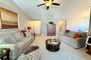 621 Covedale Ave, Delhi Township, OH 45238 - Photo 7