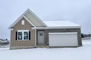 120 Magnolia Ln, Springboro, OH 45066 - Photo 1