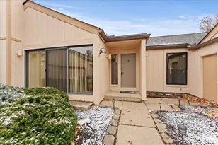 8051 Timbertree Way, West Chester, OH 45069 - Photo 3