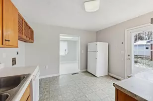 619 Charwood Dr, Union Township, OH 45244 - Photo 11