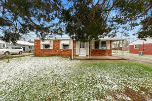 619 Charwood Dr, Union Township, OH 45244 - Photo 1